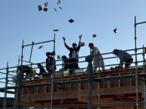 日頃の感謝をこめて｜餅まきイベントリポート
